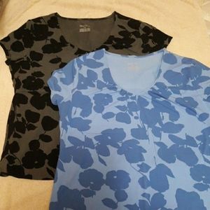 2 shirts women's XXL💚5/$25💚